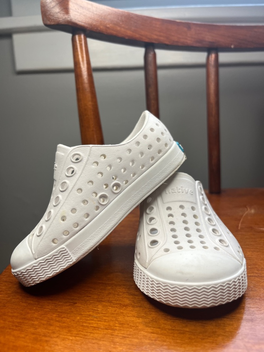 Native White Shoes size C4